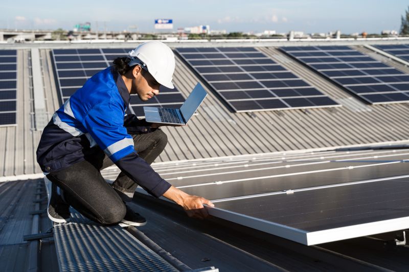Solar Panel Repair Services